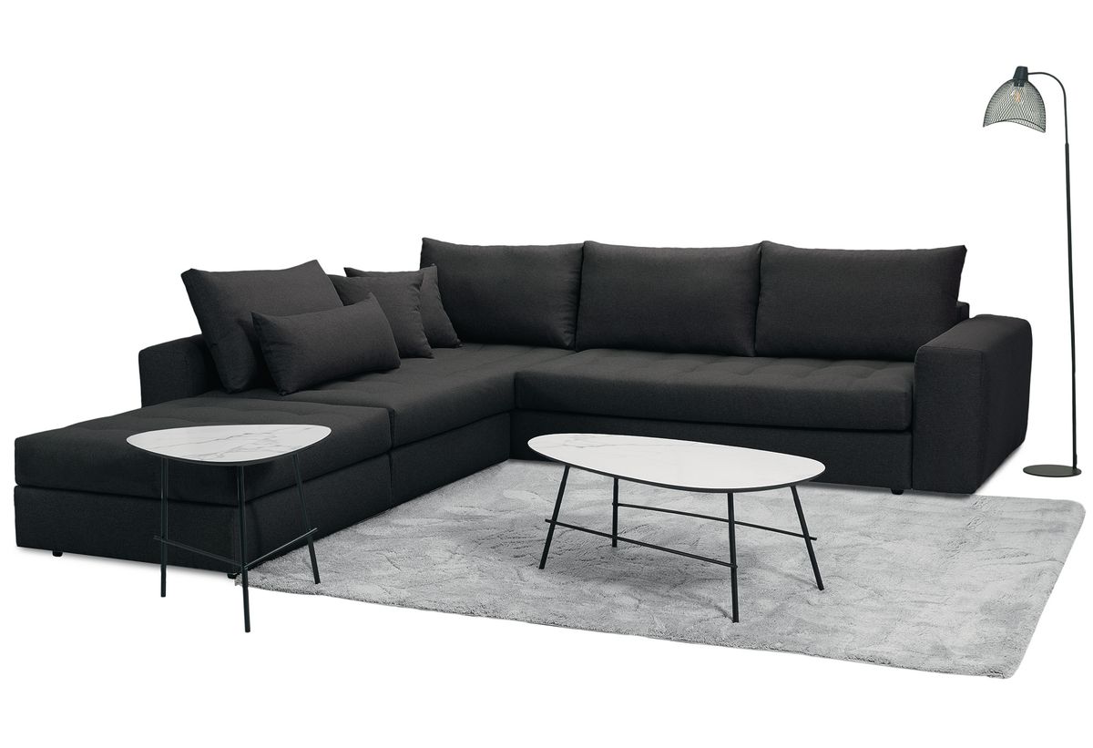 Απεικονείζεται ο καναπές με το σκαμπό.